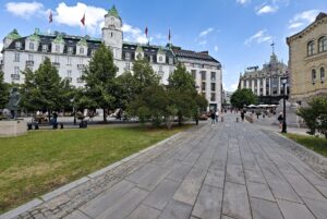 Grand Hotel Oslo sett fra Eidsvolls plass